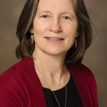Julie Nielson headshot